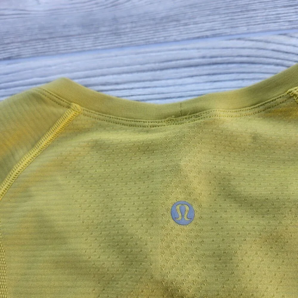 (8) Lululemon Swiftly Tech Long Sleeve Top